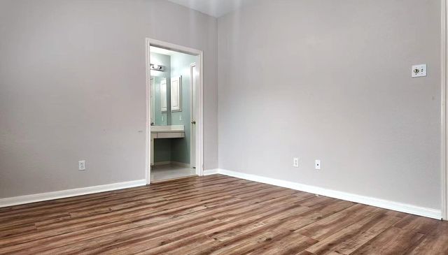 2438 Weatherford Drive, Pearland, TX 77584