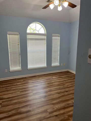 2438 Weatherford Drive, Pearland, TX 77584