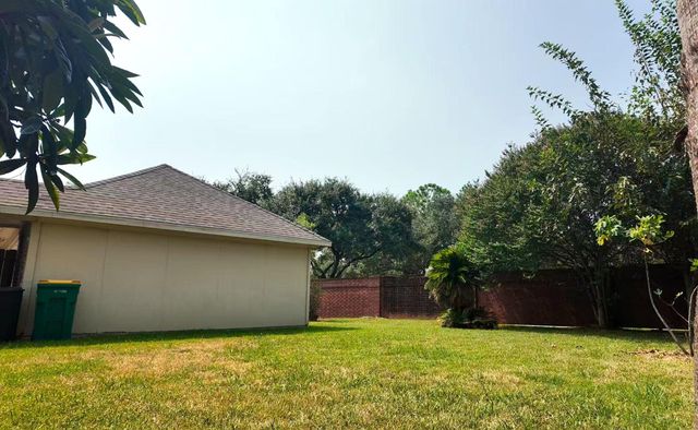 2438 Weatherford Drive, Pearland, TX 77584
