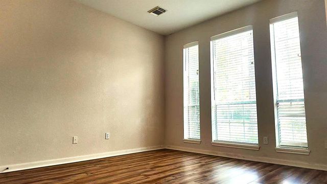 2438 Weatherford Drive, Pearland, TX 77584