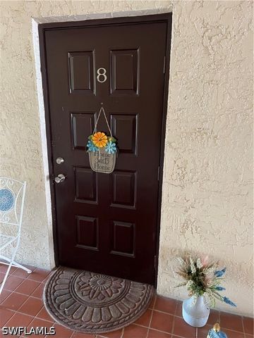 830 Wiggins Pass RD 8, Naples, FL 34110