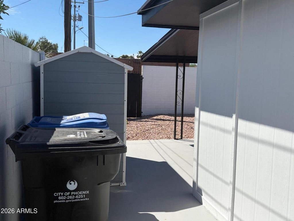 Image 31 of property listing at 6036 N 8TH Street, Phoenix, AZ 85014