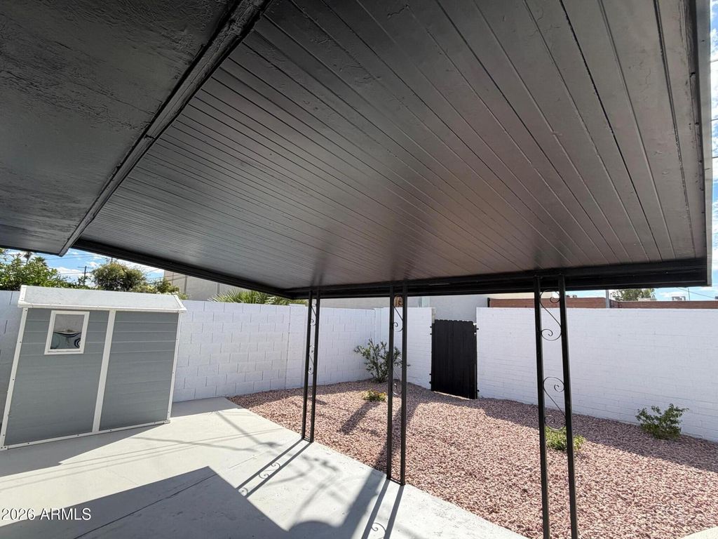 Image 36 of property listing at 6036 N 8TH Street, Phoenix, AZ 85014