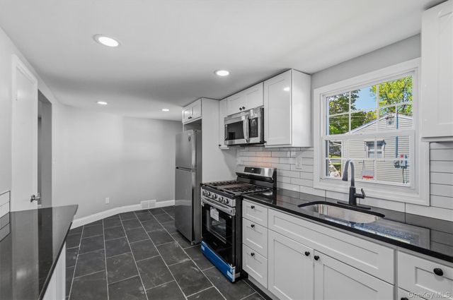 23 Westwood Drive, Newburgh, NY 12550