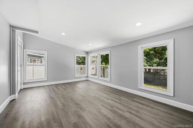23 Westwood Drive, Newburgh, NY 12550