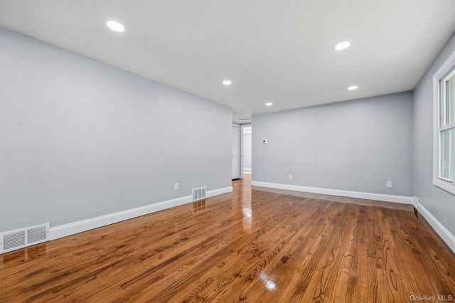 23 Westwood Drive, Newburgh, NY 12550
