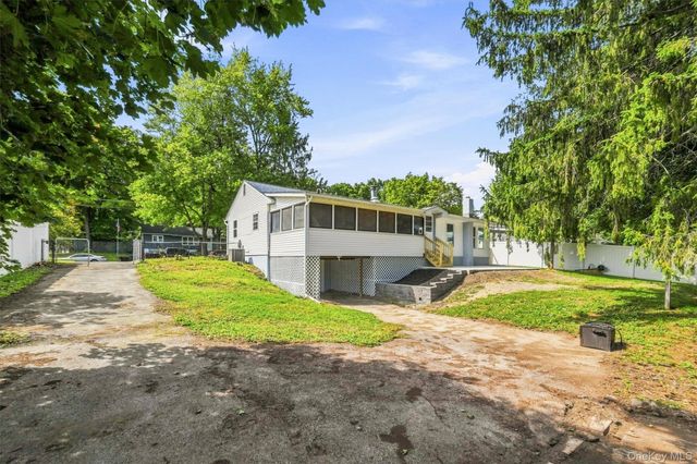 23 Westwood Drive, Newburgh, NY 12550