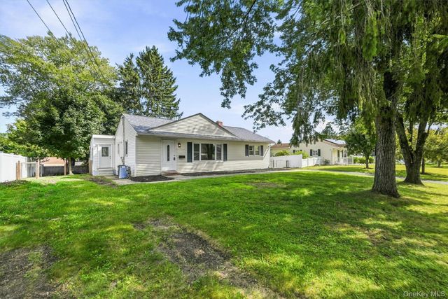 23 Westwood Drive, Newburgh, NY 12550