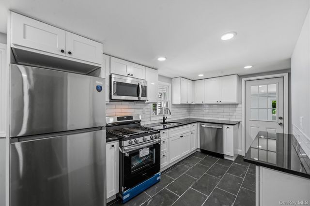 23 Westwood Drive, Newburgh, NY 12550