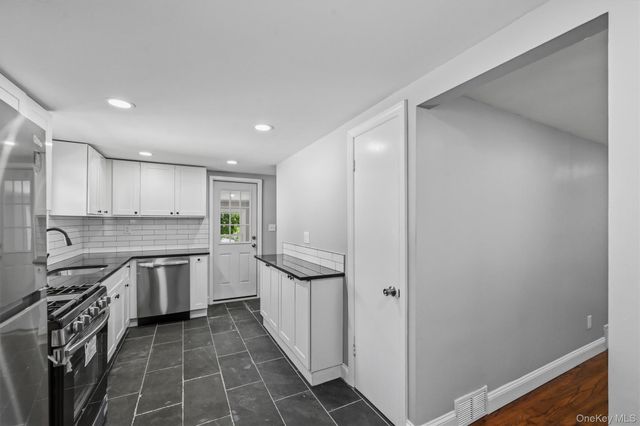 23 Westwood Drive, Newburgh, NY 12550