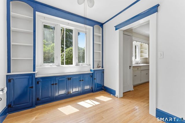 44 Granada Terrace, New London, CT 06320