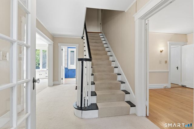44 Granada Terrace, New London, CT 06320