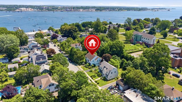 44 Granada Terrace, New London, CT 06320
