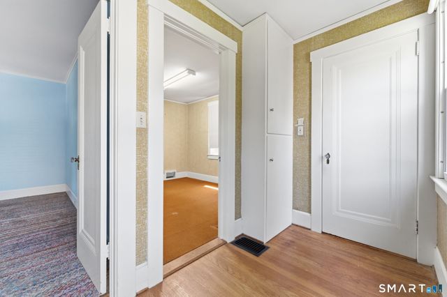 44 Granada Terrace, New London, CT 06320