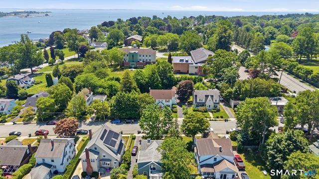 44 Granada Terrace, New London, CT 06320