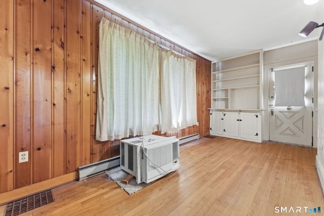 44 Granada Terrace, New London, CT 06320