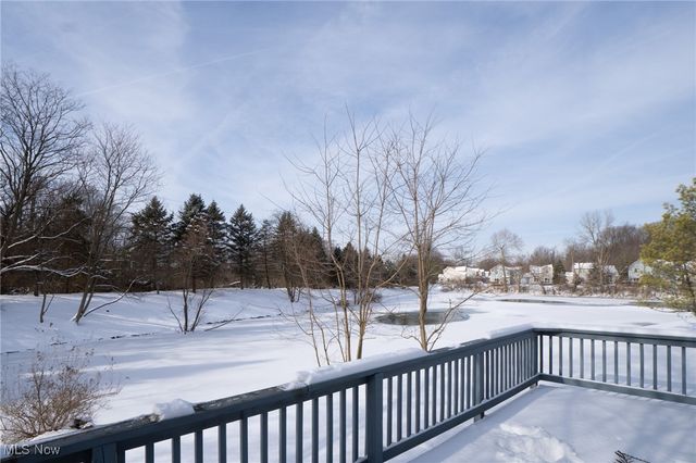 264 Finchfield Circle, Macedonia, OH 44056