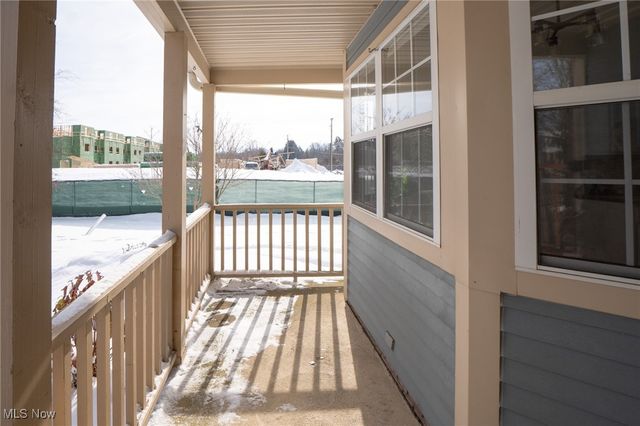 264 Finchfield Circle, Macedonia, OH 44056