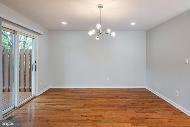 7 EXETER CT, Princeton, NJ 08540