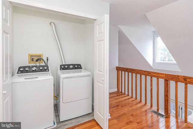 7 EXETER CT, Princeton, NJ 08540