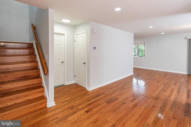 7 EXETER CT, Princeton, NJ 08540
