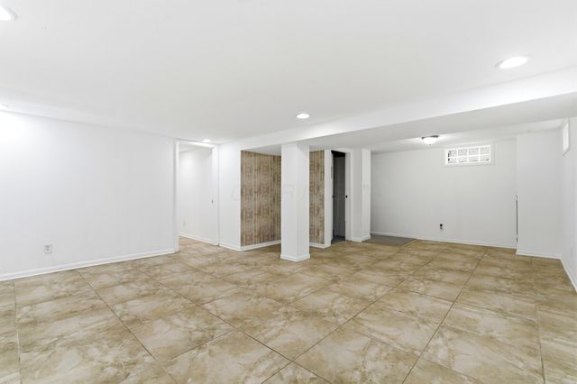 3725 S Ohio Avenue, Columbus, OH 43207