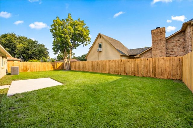 13711 Charidges Court, Houston, TX 77034