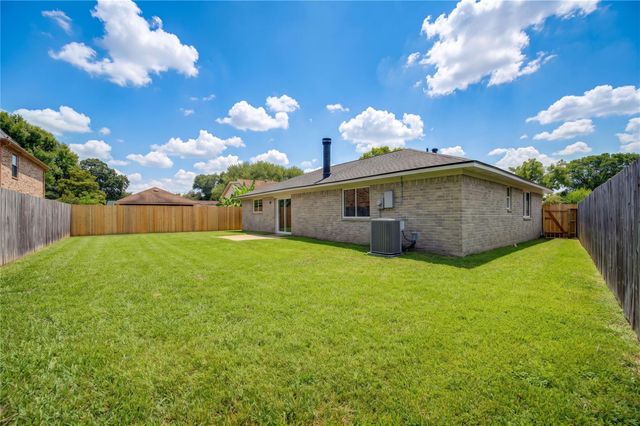 13711 Charidges Court, Houston, TX 77034