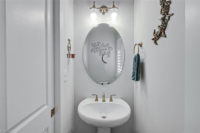 3526 Tot Hill Farm Road, Asheboro, NC 27205