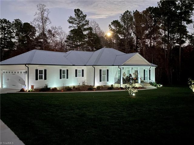 3526 Tot Hill Farm Road, Asheboro, NC 27205