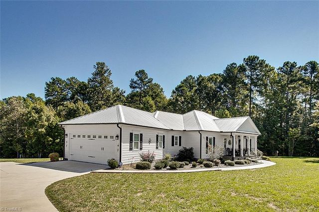 3526 Tot Hill Farm Road, Asheboro, NC 27205