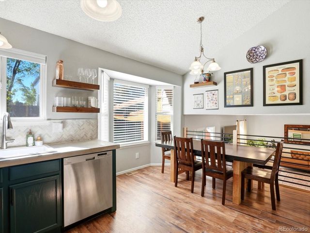 5452 S Valdai Way, Aurora, CO 80015