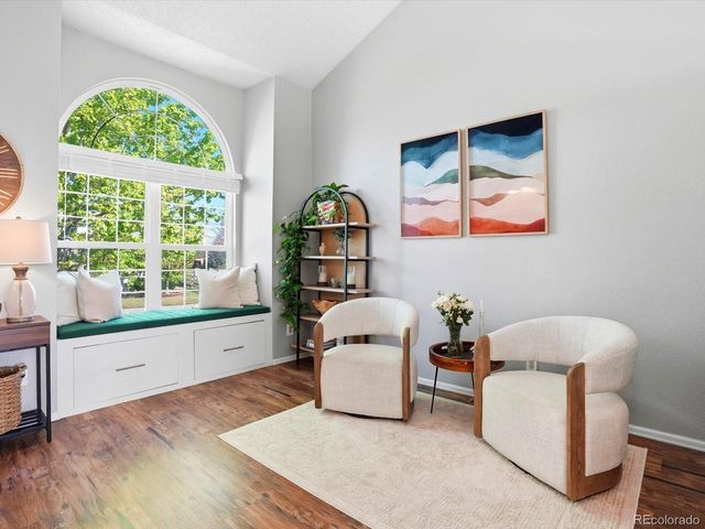 5452 S Valdai Way, Aurora, CO 80015