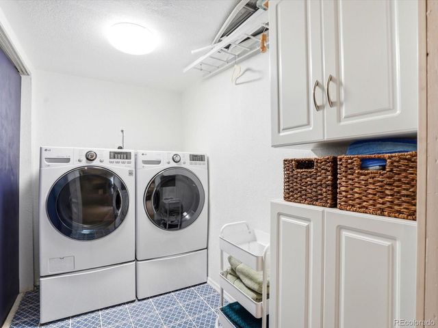 5452 S Valdai Way, Aurora, CO 80015
