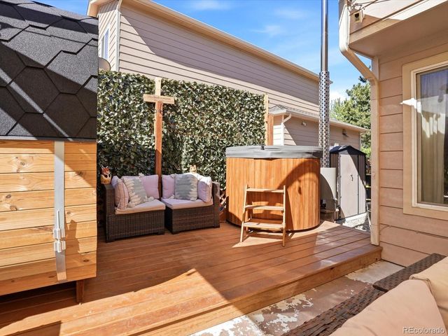5452 S Valdai Way, Aurora, CO 80015