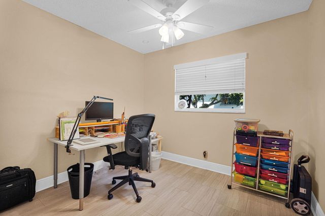 1050 NW 73rd Terrace, Margate, FL 33063