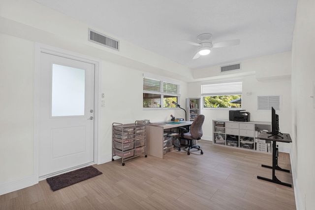 1050 NW 73rd Terrace, Margate, FL 33063