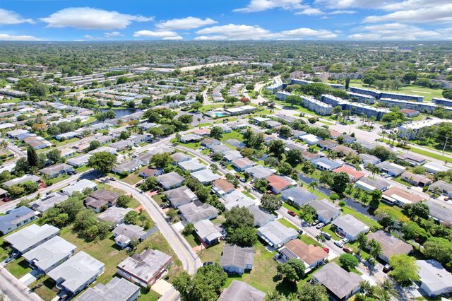 1050 NW 73rd Terrace, Margate, FL 33063