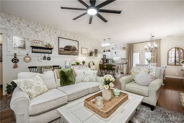 905 Service Drive, Sellersburg, IN 47172