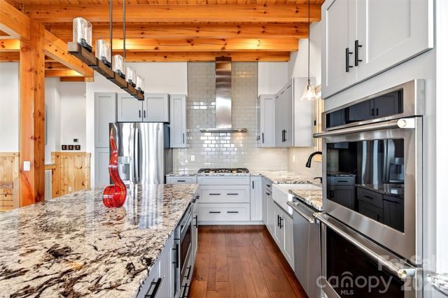 501 Wolf Pen Cliffs Road 1003, Old Fort, NC 28762