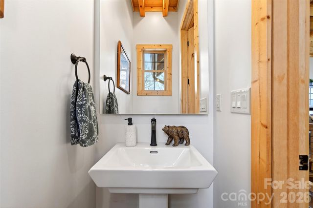 501 Wolf Pen Cliffs Road 1003, Old Fort, NC 28762