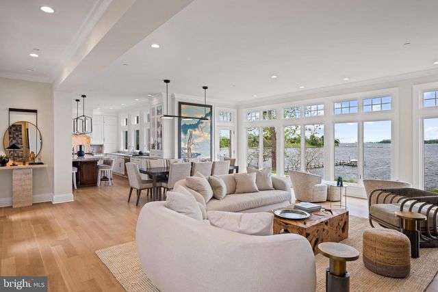 411 FERRY POINT RD, Annapolis, MD 21403