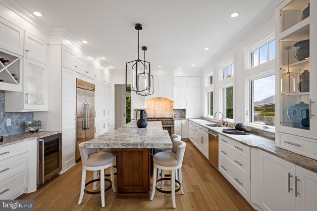 411 FERRY POINT RD, Annapolis, MD 21403