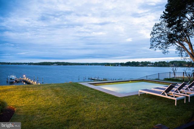 411 FERRY POINT RD, Annapolis, MD 21403