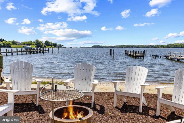 411 FERRY POINT RD, Annapolis, MD 21403