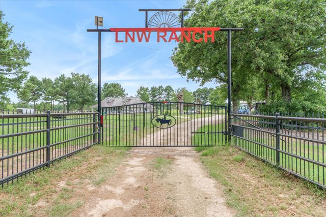 132 Private Road 7105, Edgewood, TX 75117