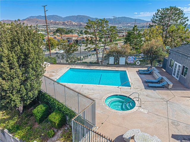 18209 Sierra Highway 56, Canyon Country, CA 91351