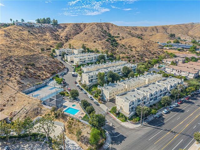 18209 Sierra Highway 56, Canyon Country, CA 91351