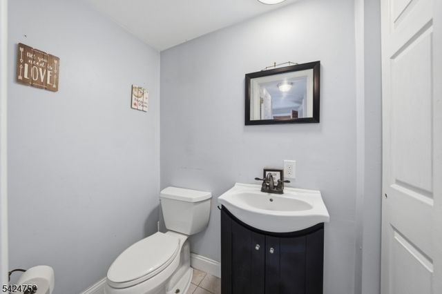 1401 Mount Holly Rd, Burlington Twp., NJ 08016
