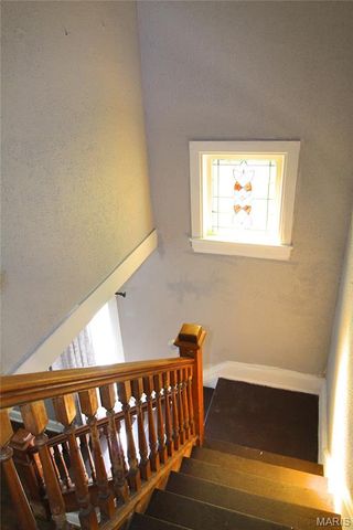 2202 Mills Avenue, Alton, IL 62002